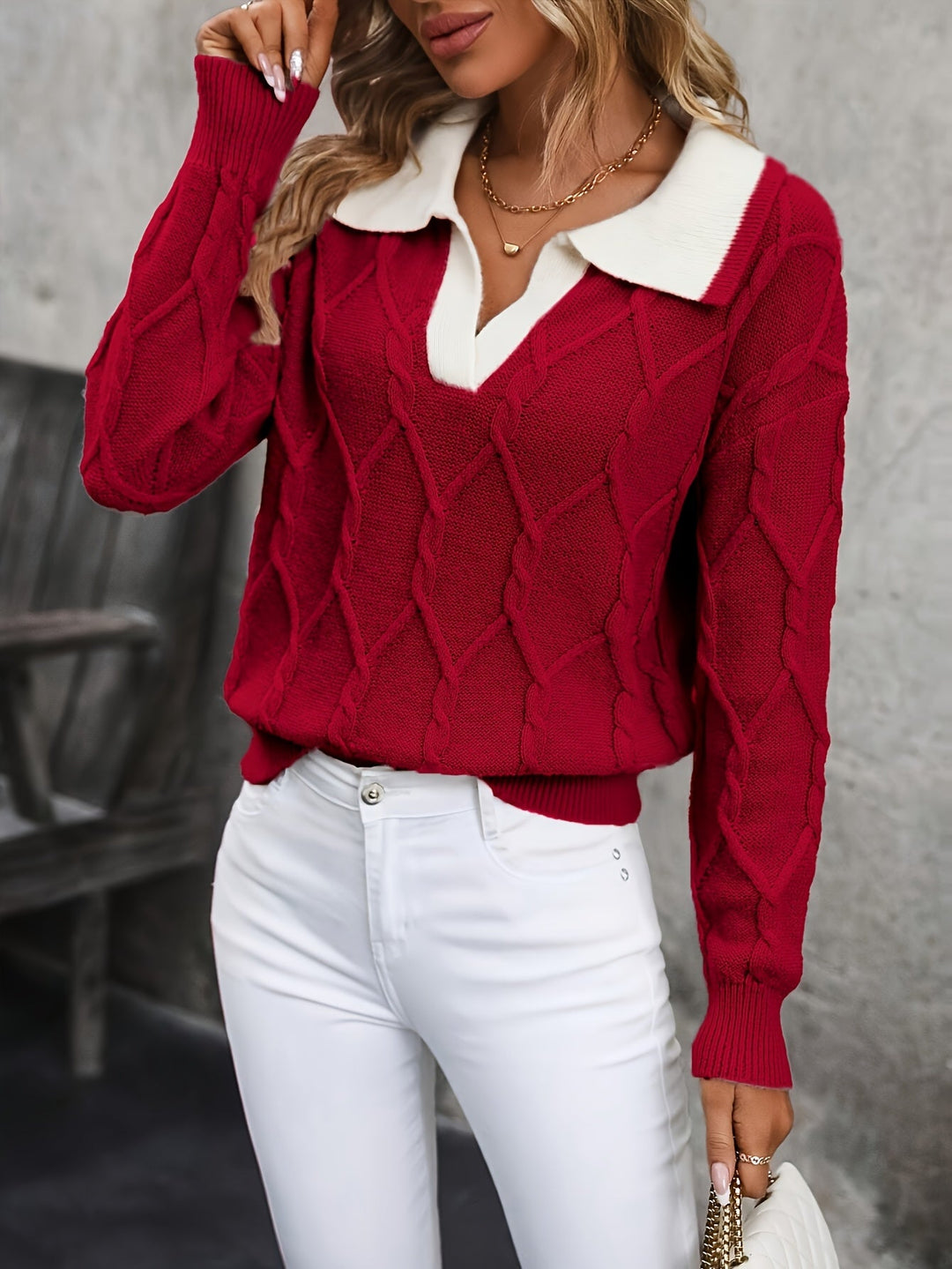 Léa Elegant Sweater